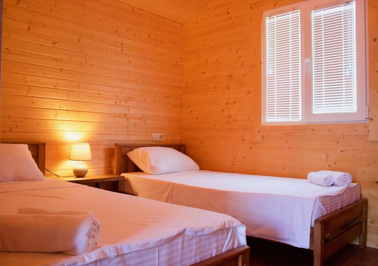 Finca Idoize Camping Hotel Akhmeta エクステリア 写真