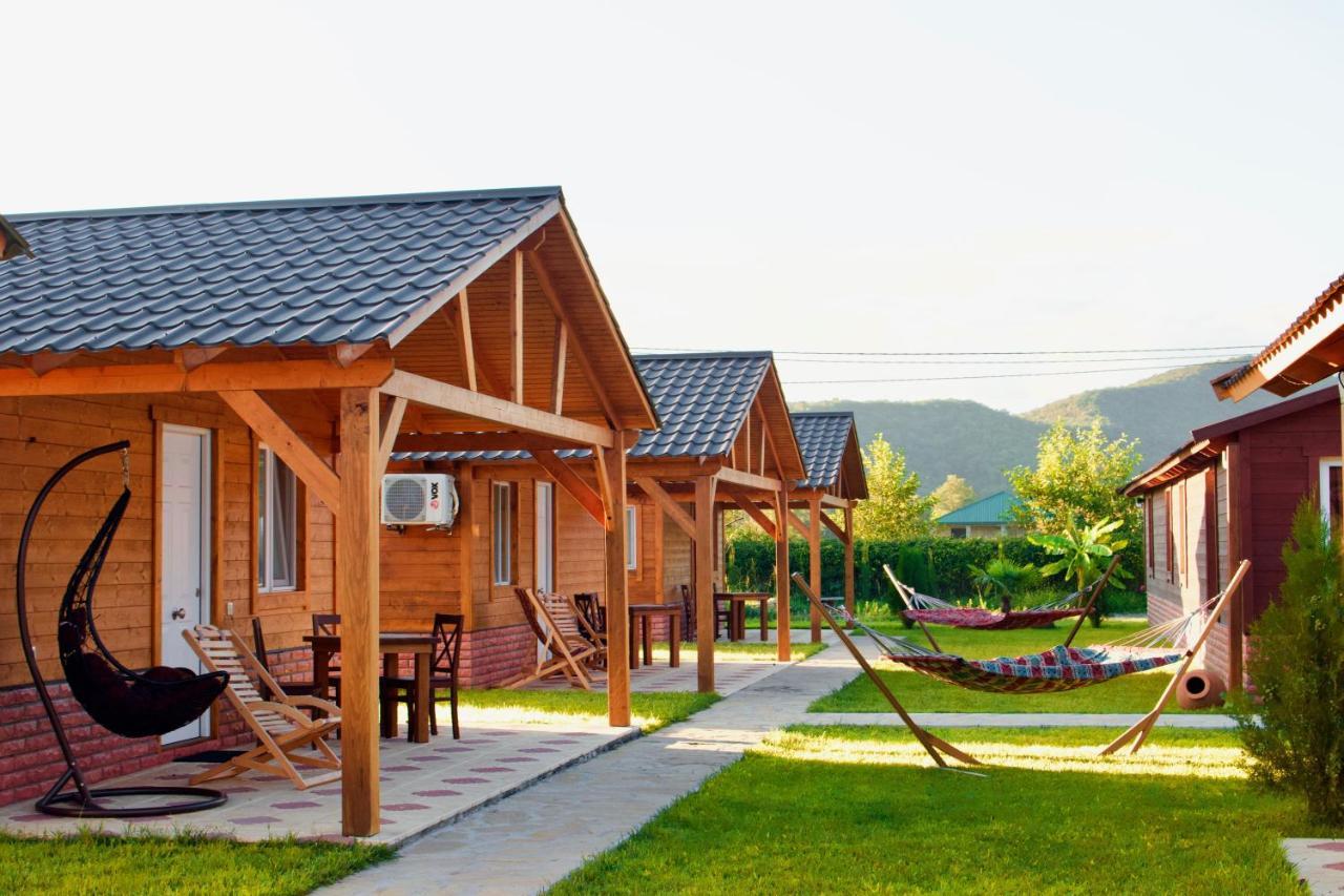 Finca Idoize Camping Hotel Akhmeta エクステリア 写真