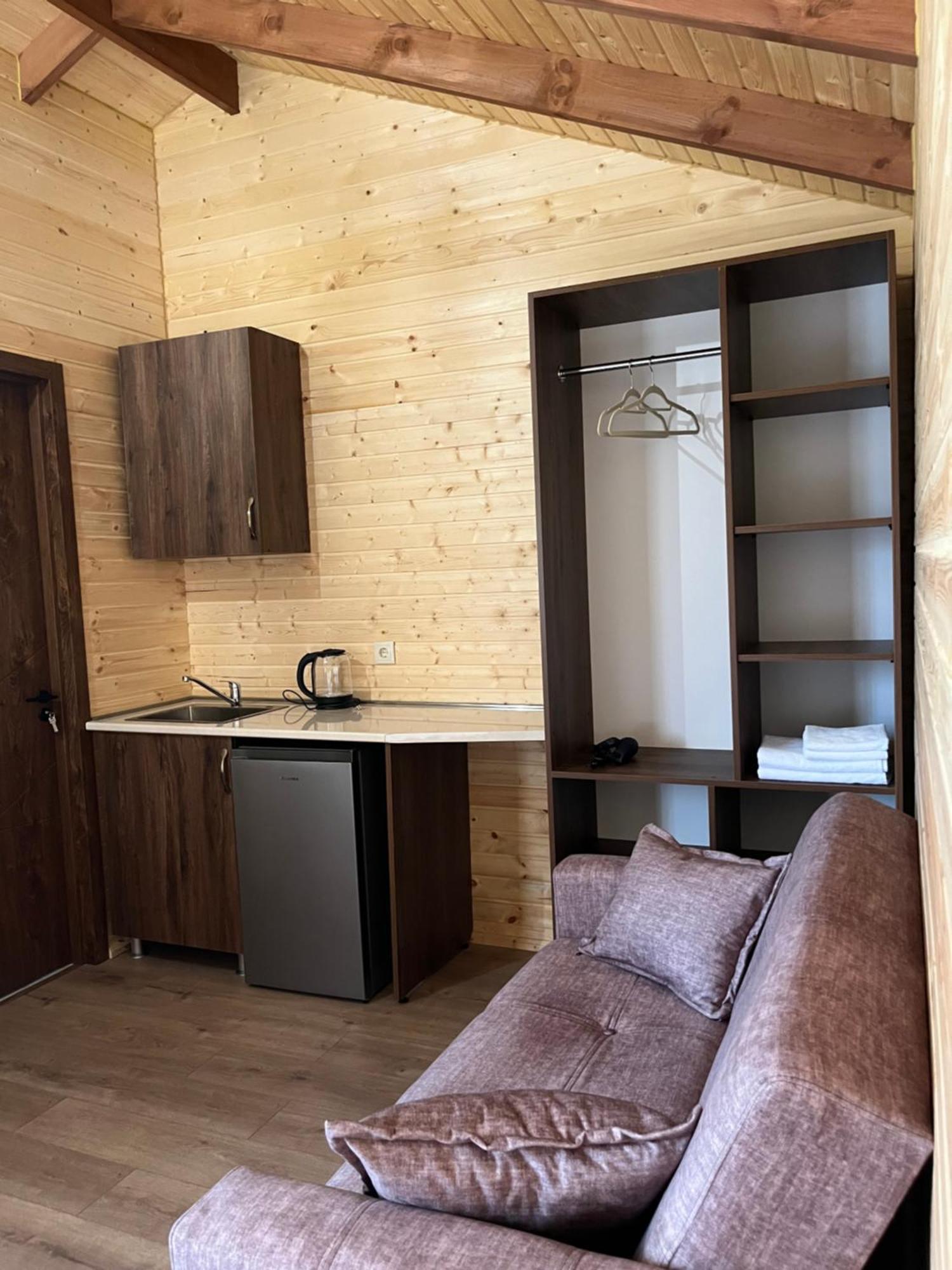 Finca Idoize Camping Hotel Akhmeta エクステリア 写真