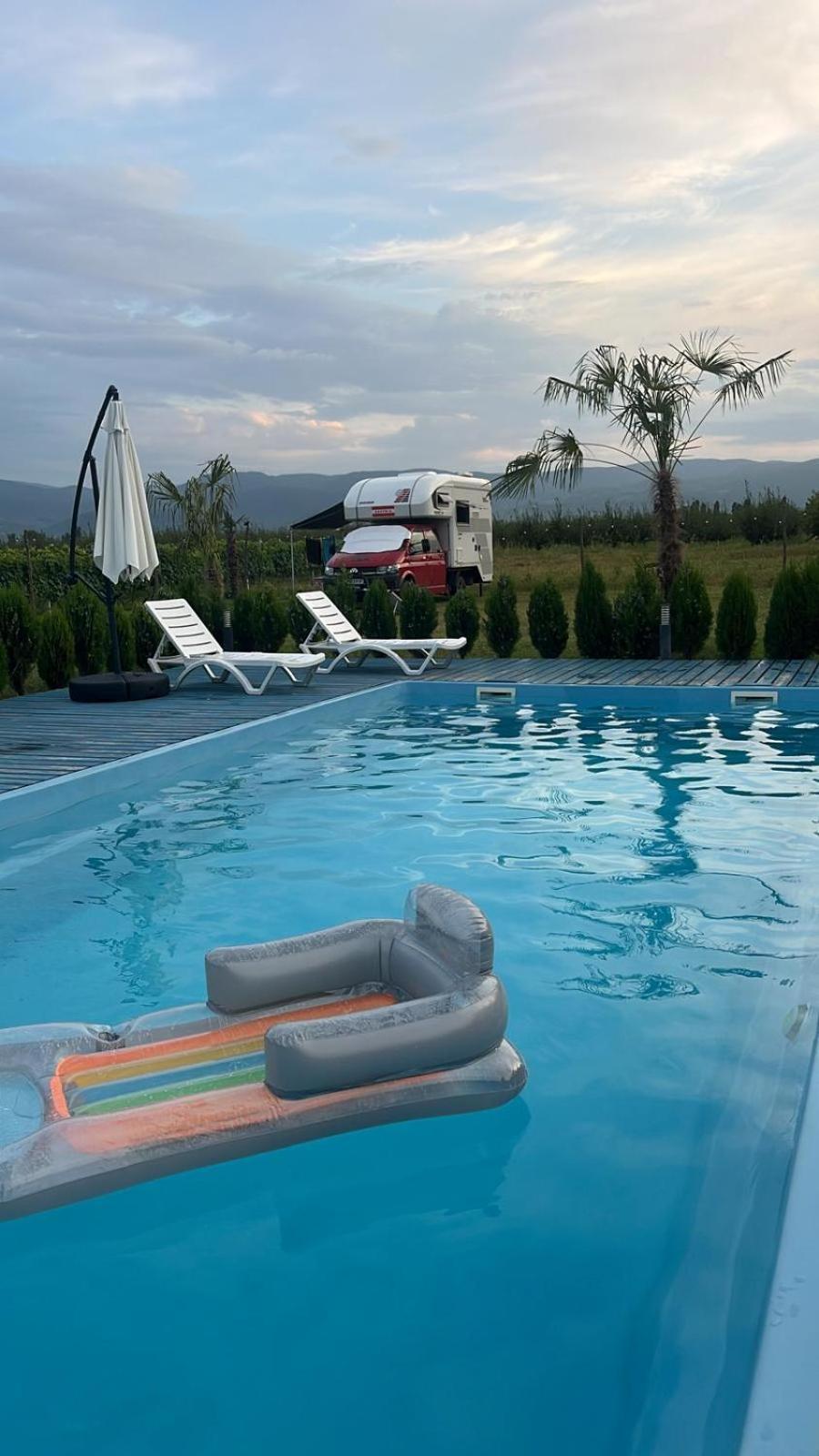 Finca Idoize Camping Hotel Akhmeta エクステリア 写真
