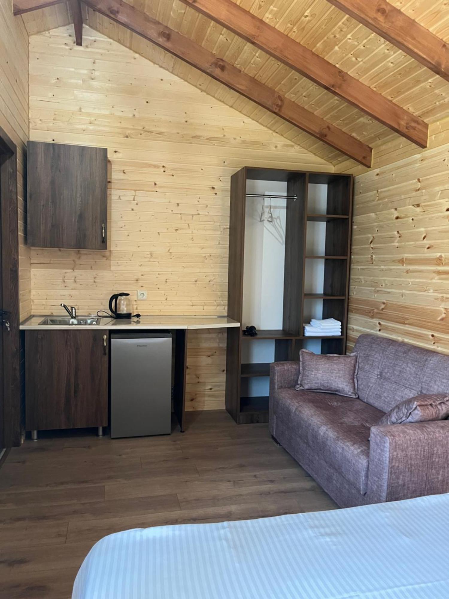 Finca Idoize Camping Hotel Akhmeta エクステリア 写真